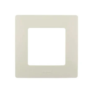 Շրջանակ LEGRAND ETIKA 672511